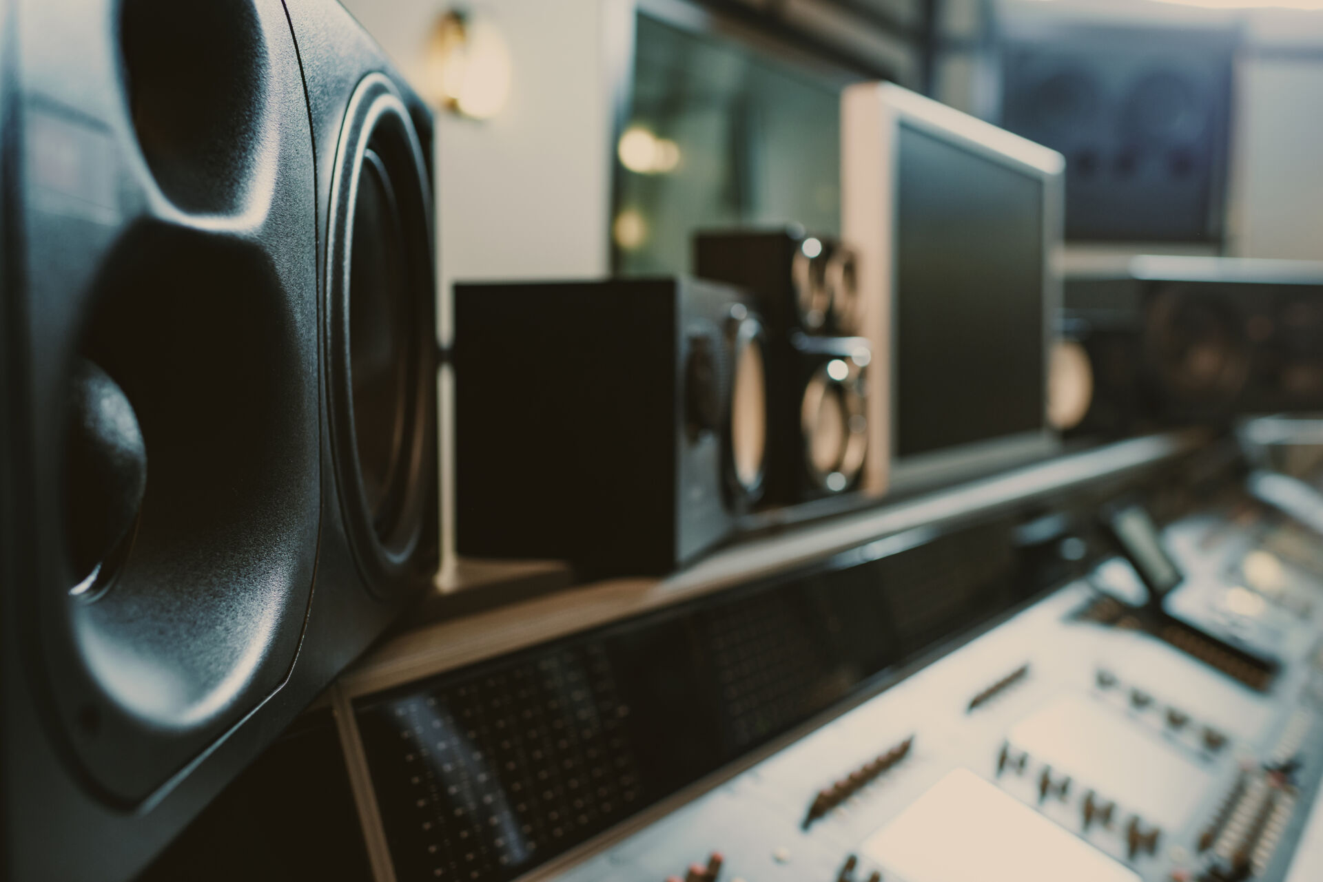 Professional Background Music Systems for Commercial Spaces Background Music Solutions